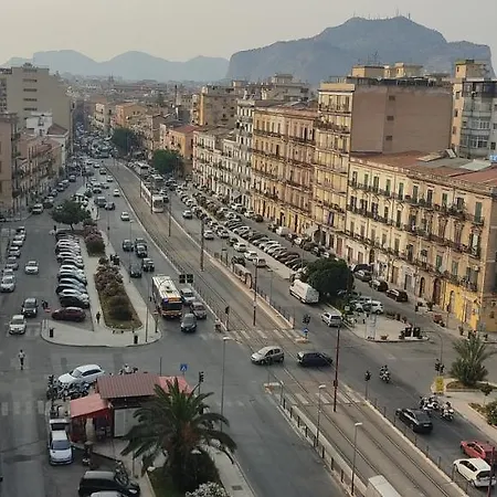 Le Di Nick Corso Dei Mille 175 Appartement